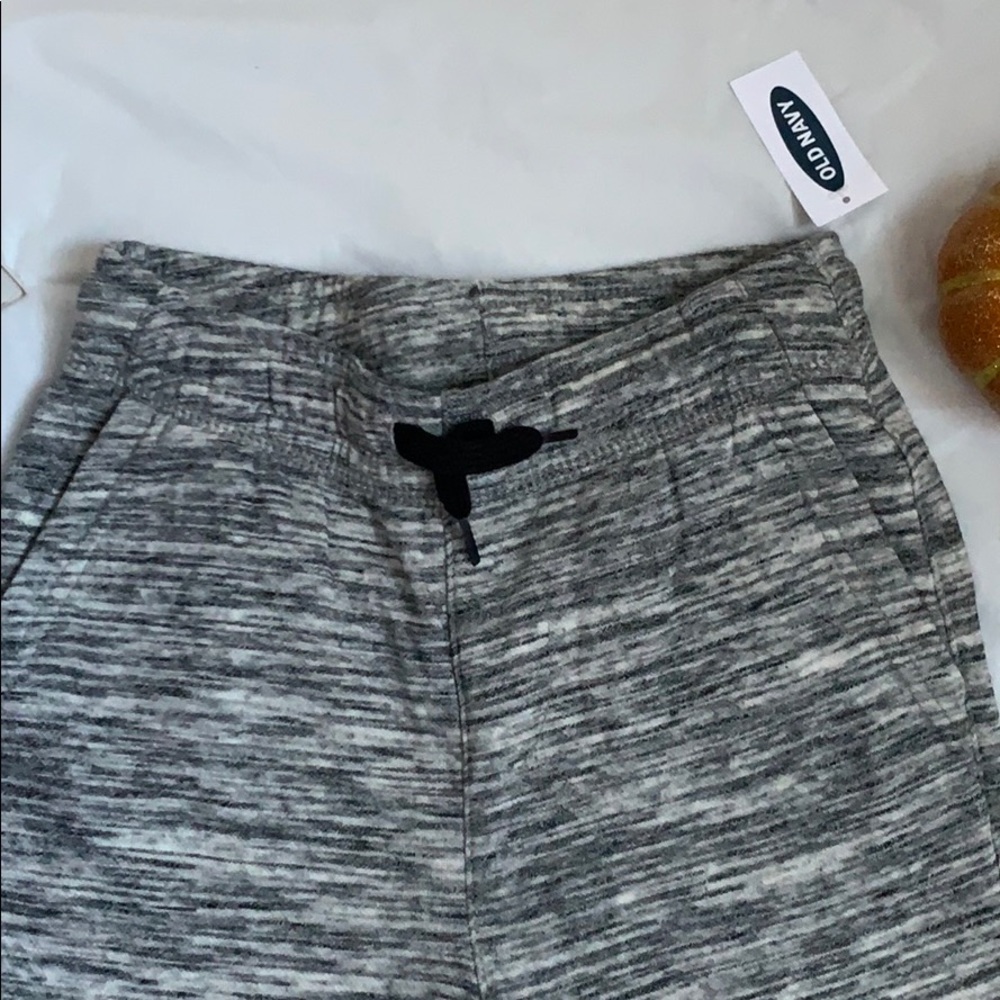 ♦️SOLD♦️Old Navy Kids Drawstring Waist Joggers - Picture 2 of 6